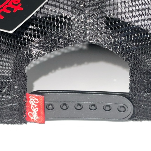 RIOT SOCIETY: TOKYO Geisha Skull Black Mesh Trucker Hat - Picture 8 of 8